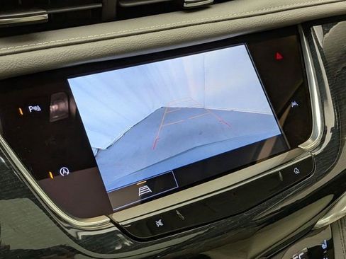 Certified 2024 Cadillac XT6 Premium Luxury w/ LPO, Floor Liner Package AWD/4WD image 15