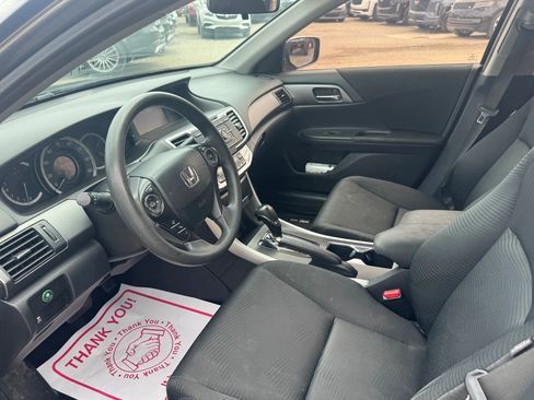 Used 2014 Honda Accord LX image 11