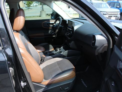 Used 2021 Ford Bronco Sport Outer Banks AWD/4WD image 13