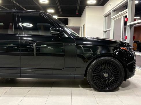 Used 2018 Land Rover Range Rover Supercharged image 18