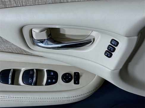 Used 2020 Nissan Murano SL w/ Moonroof Package image 24