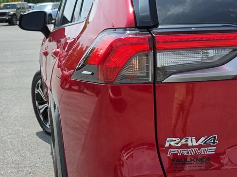 Used 2022 Toyota RAV4 XSE w/ Premium Package AWD/4WD image 11