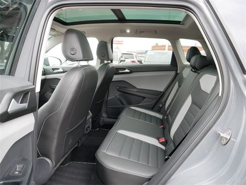 Certified 2023 Volkswagen Taos SEL image 17