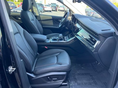 Used 2023 Audi Q7 3.0T Premium w/ Convenience Package AWD/4WD image 27