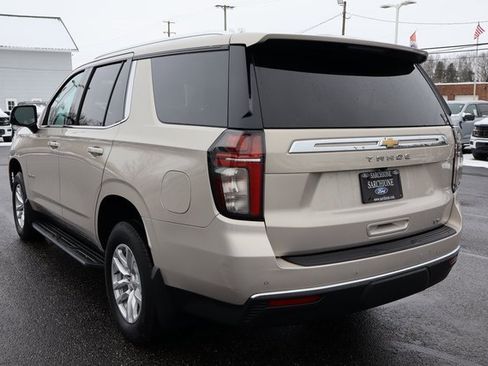 Used 2021 Chevrolet Tahoe LT w/ Luxury Package image 18