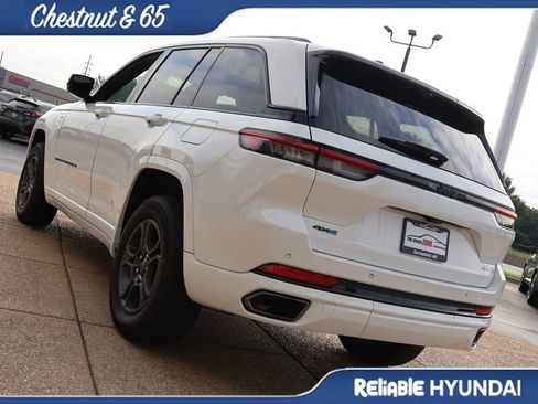 Used 2024 Jeep Grand Cherokee Limited 4xe AWD/4WD image 4