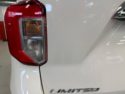 Used 2020 Ford Explorer Limited w/ Class III Trailer Tow Package image 16