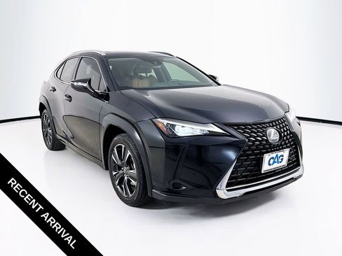 Used 2020 Lexus UX 200 FWD image 1