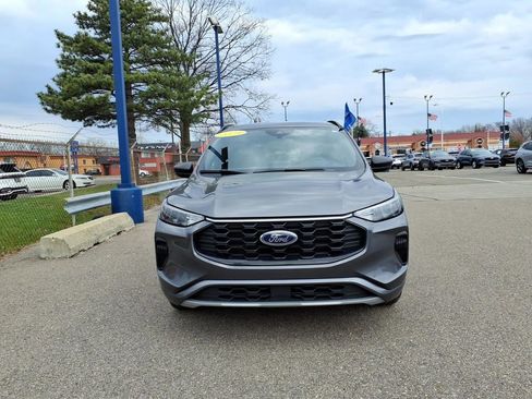 Certified 2024 Ford Escape ST-Line image 2