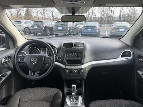 Used 2016 Dodge Journey SXT image 11