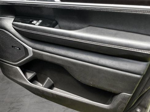 New 2024 Jeep Wagoneer 4WD w/ Premium Group I image 24