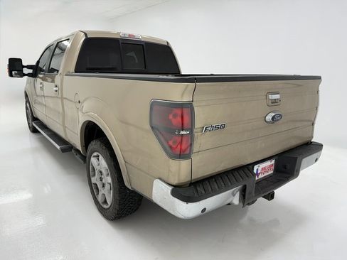 Used 2014 Ford F150 Lariat w/ Lariat Chrome Package image 18