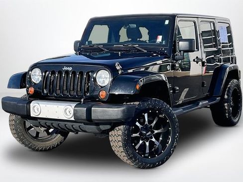 Used 2012 Jeep Wrangler Unlimited Sahara w/ Connectivity Group image 2