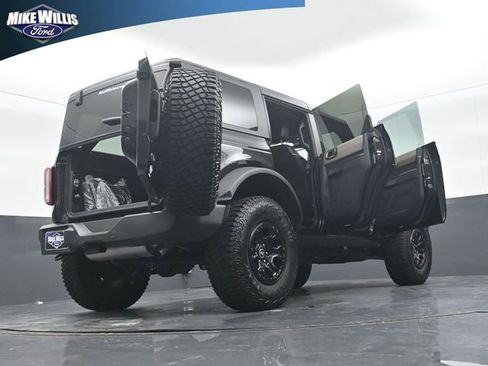 Used 2024 Ford Bronco Wildtrak AWD/4WD image 30