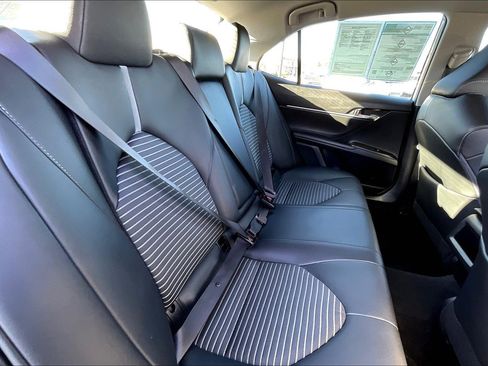 Used 2022 Toyota Camry SE image 26