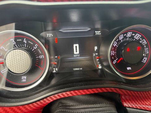 Used 2021 Dodge Challenger SXT AWD/4WD image 2