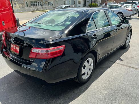 Used 2009 Toyota Camry FWD image 4