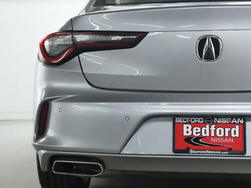 Used 2023 Acura TLX w/ Technology Package image 38