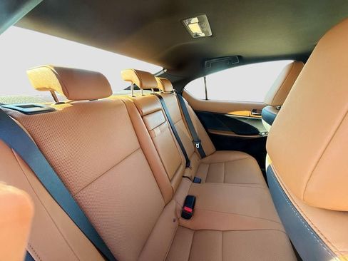 Used 2023 Lexus IS 300 w/ Comfort Package image 26