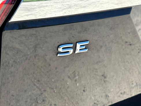 Used 2018 Volkswagen Atlas SE AWD/4WD image 27
