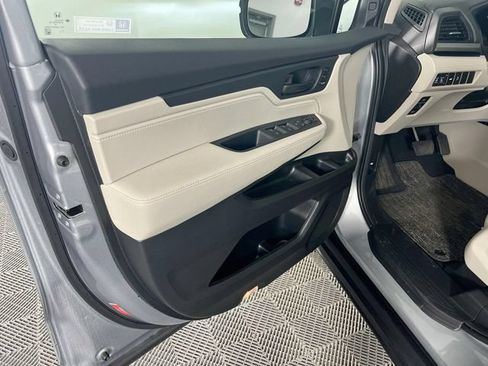 Certified 2026 Honda Odyssey EX-L image 21