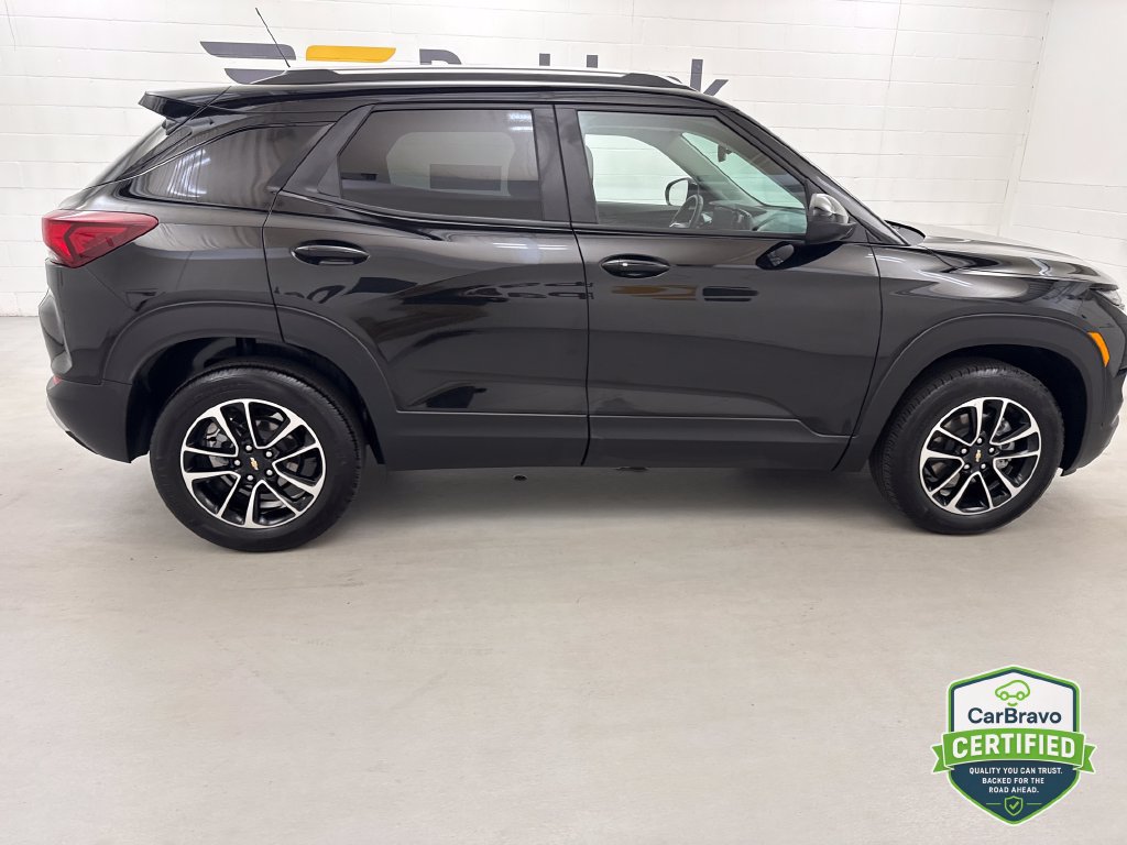 Used 2024 Chevrolet TrailBlazer LT w/ Convenience Package AWD/4WD image 8