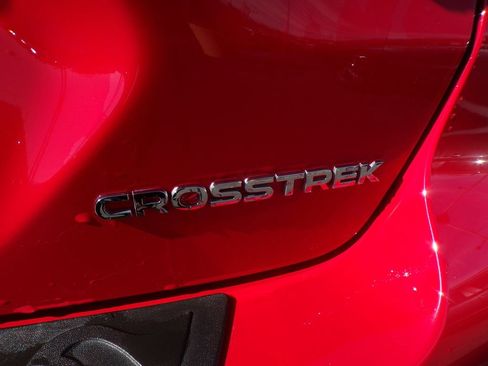 Used 2025 Subaru Crosstrek 2.0i Premium image 7