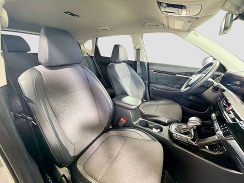 Used 2024 Kia Seltos S FWD image 28