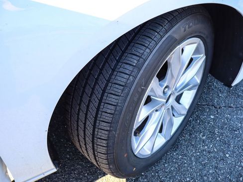 Used 2023 Chevrolet Malibu LT image 38