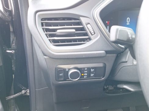 Used 2025 Ford Escape Active image 10