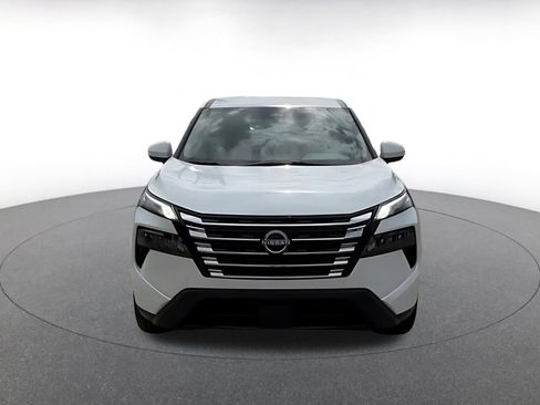 Used 2025 Nissan Rogue SV FWD image 4
