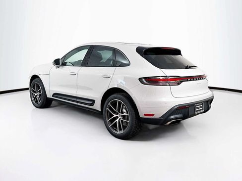 Used 2026 Porsche Macan AWD/4WD image 3
