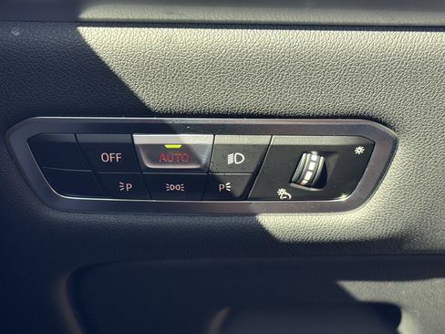 Used 2023 BMW X7 xDrive40i w/ Executive Package image 13