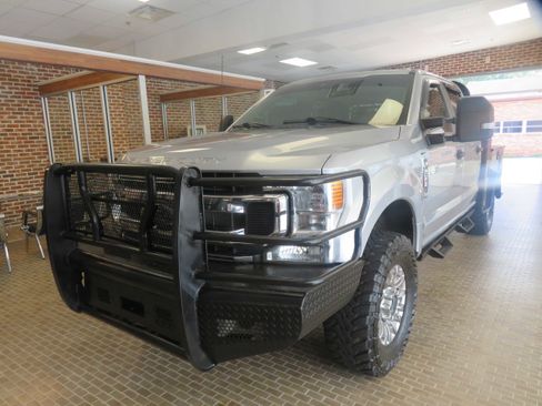 Used 2022 Ford F250 XL w/ STX Appearance Package AWD/4WD image 1