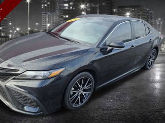Used 2024 Toyota Camry SE video 3