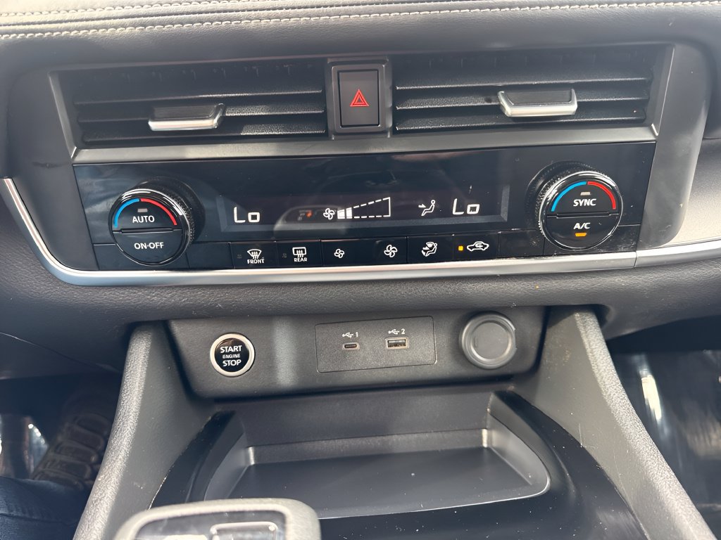 Used 2023 Nissan Rogue SV AWD/4WD image 20