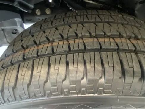 Used 2023 RAM 1500 Big Horn AWD/4WD image 39