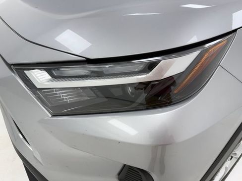 Used 2025 Toyota RAV4 LE FWD image 6