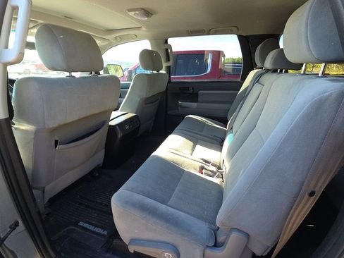 Used 2016 Toyota Sequoia SR5 AWD/4WD image 13
