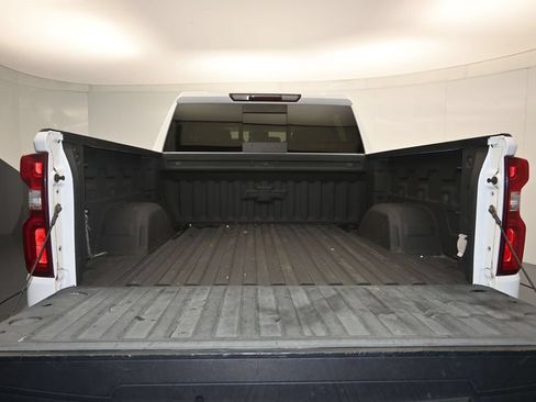 Used 2021 Chevrolet Silverado 1500 LTZ w/ Z71 Off-Road Package AWD/4WD image 25