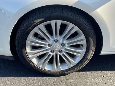 Used 2013 Buick Verano FWD image 9
