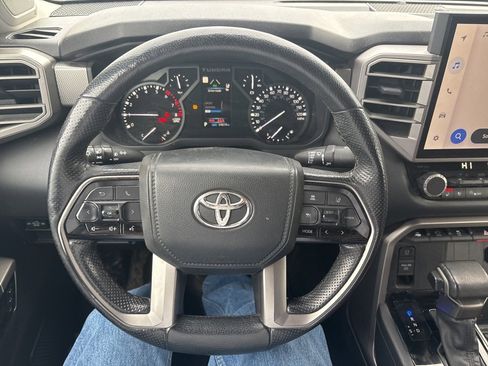 Used 2022 Toyota Tundra Limited image 11
