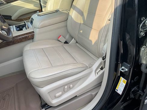 Used 2016 GMC Yukon XL Denali w/ Open Road Package image 9