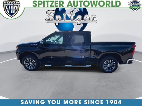 Used 2022 Chevrolet Silverado 1500 LT AWD/4WD image 5