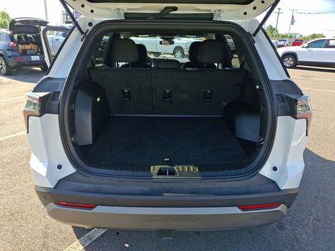Used 2025 Chevrolet Equinox LT AWD/4WD image 29