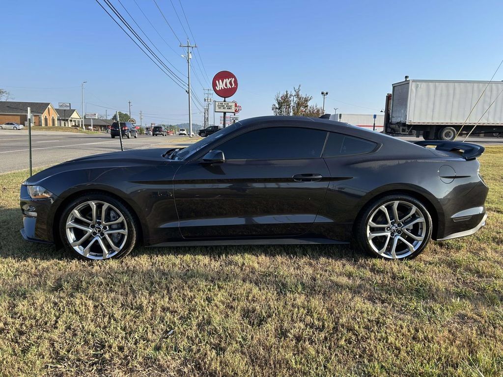 Used 2022 Ford Mustang GT Premium w/ Equipment Group 401A RWD image 7