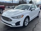 Used 2020 Ford Fusion SE image 3