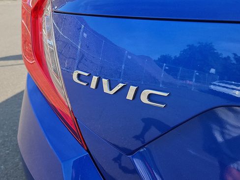 Used 2019 Honda Civic Sport image 29