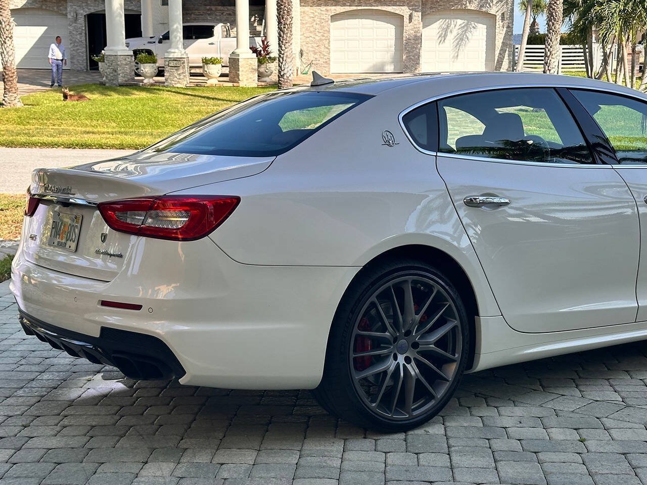 Used 2017 Maserati Quattroporte GTS GranSport RWD image 6