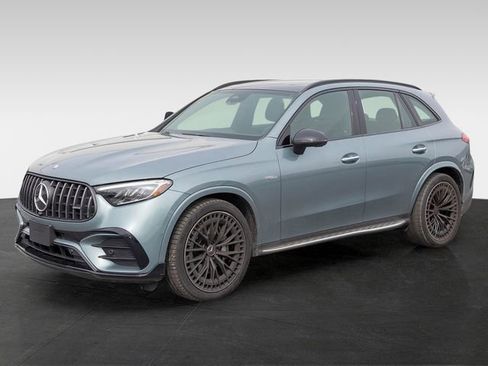 Certified 2025 Mercedes-Benz GLC 43 AMG 4MATIC image 3